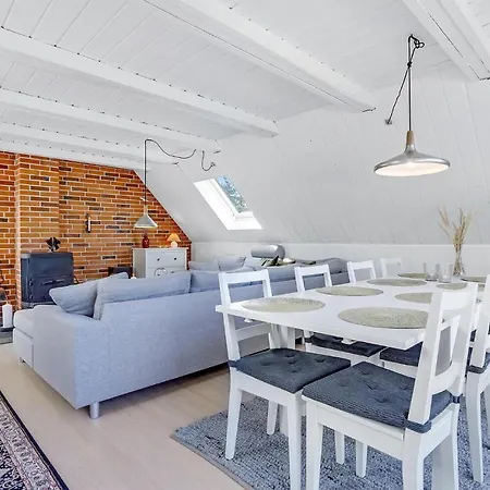 Pet Friendly In Glesborg With Wifi