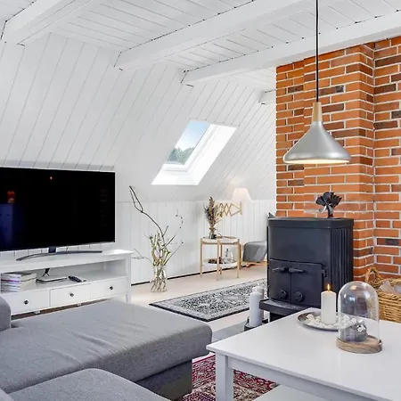 Holiday home Pet Friendly In Glesborg With Wifi *