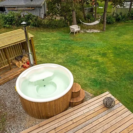 Pet Friendly In Glesborg With Wifi
