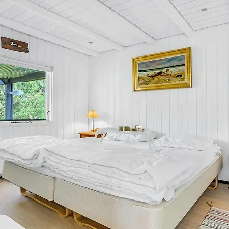 Holiday home Pet Friendly In Glesborg With Wifi *